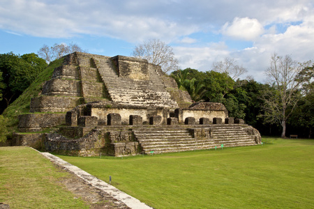Ruins Tours in Belize