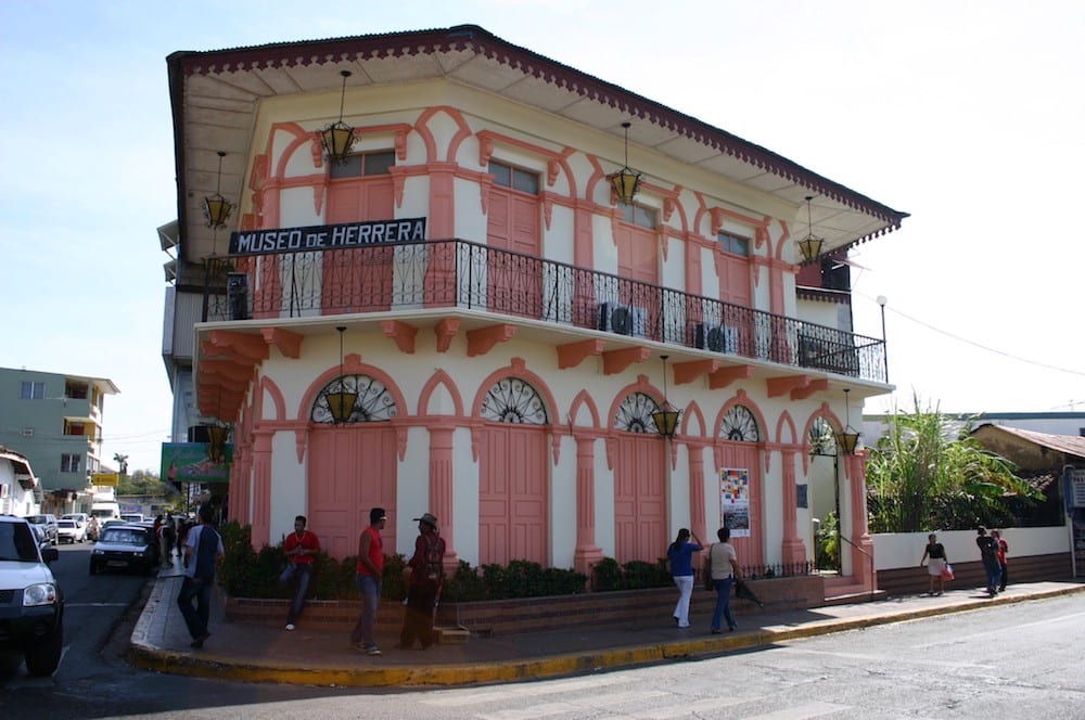 Architecture In Panama Image: The Museo de Herrera is a colourful, painted in white, and a shade of pink.