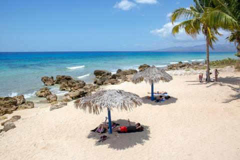 Playa Ancón Cuba