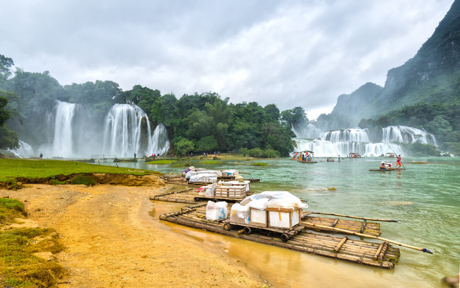 Ban Gioc waterfall