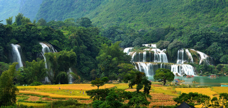 Ban Gioc waterfall photo 3
