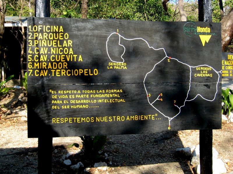 The trail map at Barra Honda National Park, showing the Terciopelo and Cuevita caves and the lookout