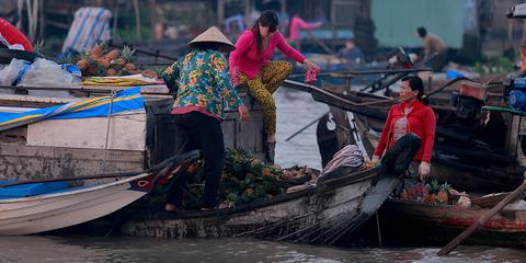 Cai Rang floating Market Vietnam