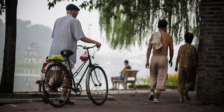 Hoan Kiem Lake (Sword Lake) photo 3