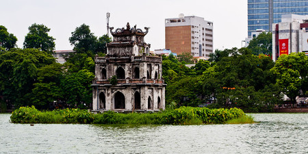 Hoan Kiem Lake (Sword Lake) photo 2