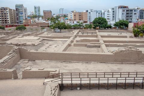 Huaca Pucllana Peru