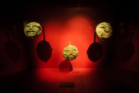 Huaca Rajada -Tumba El Señor de Sipán Peru