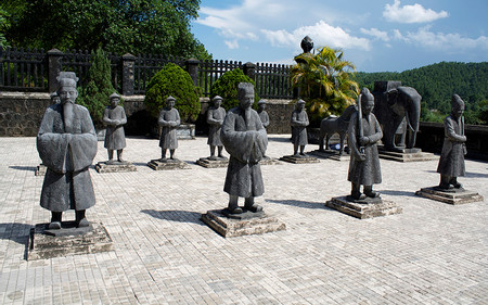 Khai Dinh Tomb photo 3