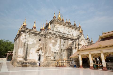 Manuha Temple Myanmar