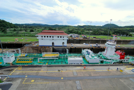 Panama Canal photo 3
