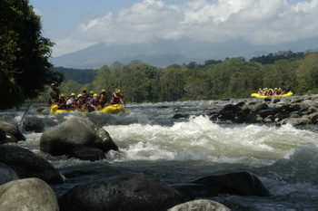 Reventazon River photo 2