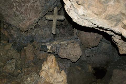 Rey Marcos Caves Guatemala