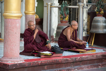 Shwedagon Pagoda photo 3