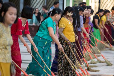 Shwedagon Pagoda Myanmar