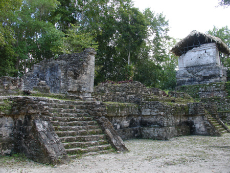 Topoxte Archaeological Site