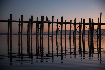 U Bein Bridge photo 2