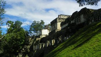 Sitio Arqueológico Uaxactún photo 3