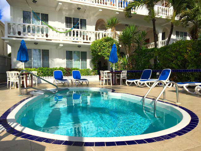 Blue Tang Inn photo