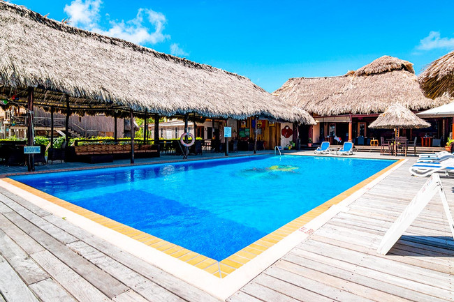Captain Morgan’s Retreat photo