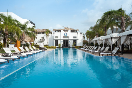 Las Terrazas Resort and Residences photo 3