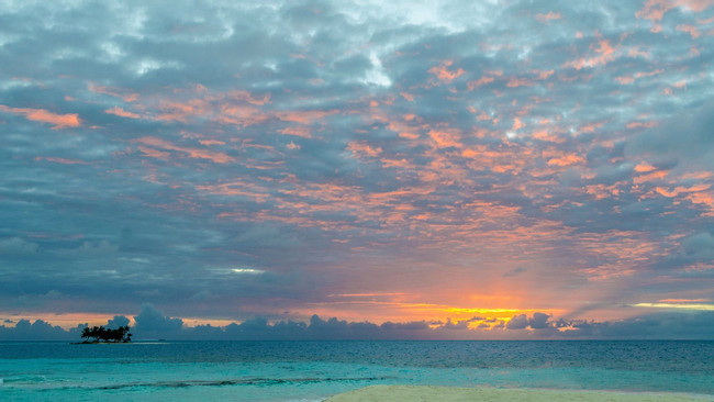 Enchanting Sunset Sailing Cruise Experience photo