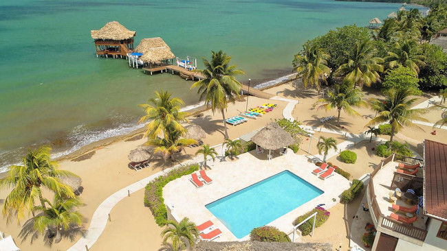 The Colonial Inn at Jaguar Reef photo