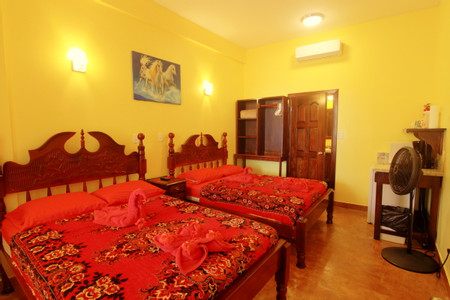 White Horse Guest House - Hopkins, Belize