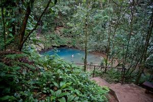 Explore Xunantunich Mayan Ruin and Blue Hole Tour photo 3