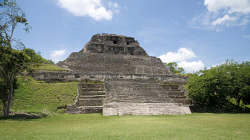 Xunantunich and Cave Tubing photo 4