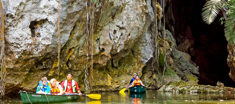 Xunantunich and Barton Creek Cave Tour
 photo
