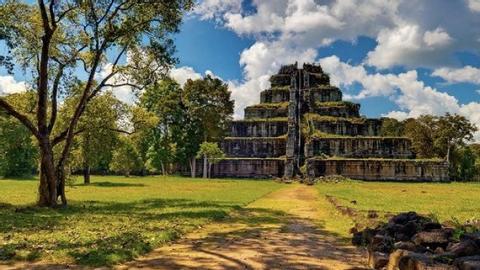 Angkor Immersive Exploration Cambodia