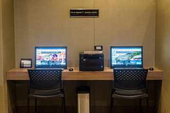 Hampton Inn by Hilton Bogota Airport photo 5