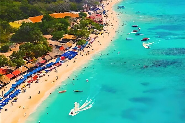 Playa Tranquila Full Photo