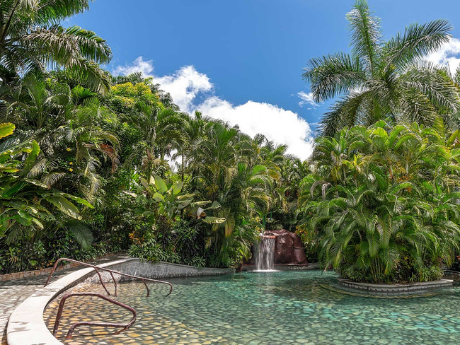 Baldi Hot Springs plus Lunch Photo