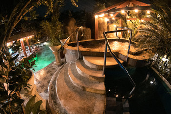 Paradise Hot Springs plus lunch photo 5