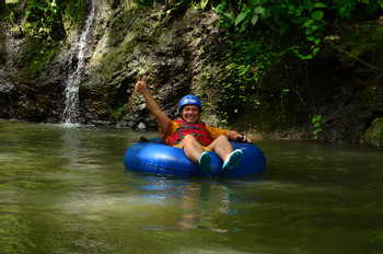 Tubing Arenal River photo 5