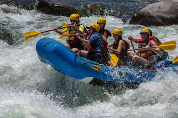 Whitewater Rafting Class II - III at Sarapiqui River PM Tour photo 4