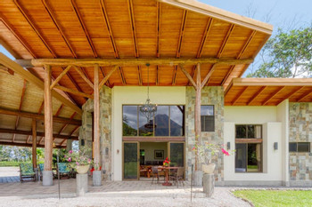 Aqua Real Villa