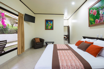 Arenal Volcano Inn photo 4