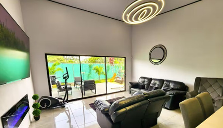 Casa Negra
