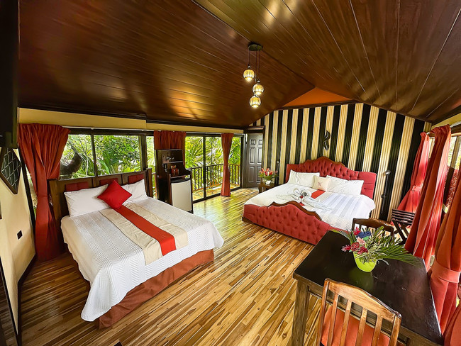 Heliconias Nature Inn photo