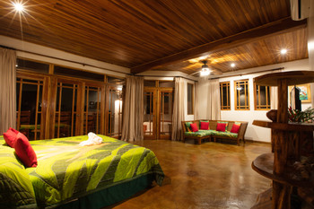 Lost Iguana Resort photo 5