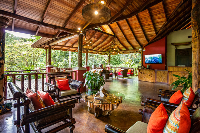 Lost Iguana Resort photo