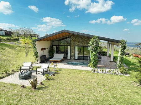 Villa Jade