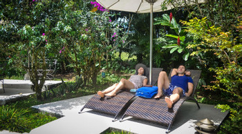 2 in 1 Volcano Hike and Paradise Hot Springs photo 3