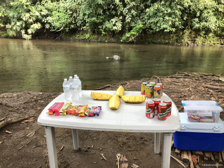 La Guaria Half Day Loop Biking Tour photo 2