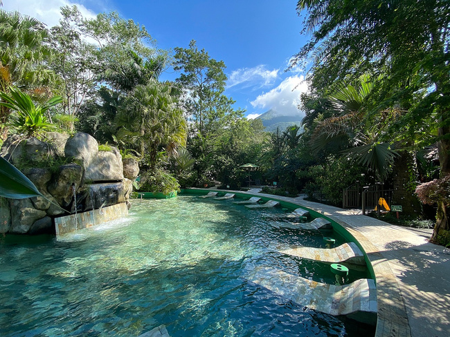 Paradise Hot Springs Photo
