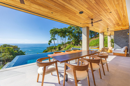 Pacific Paradise Dominical