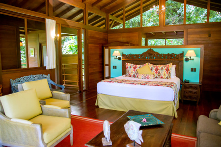 Playa Cativo Lodge