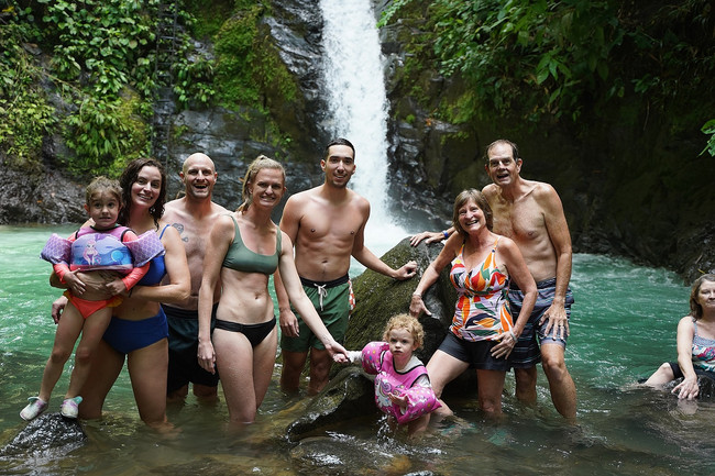 Tour de Día Completo a las Cataratas photo
